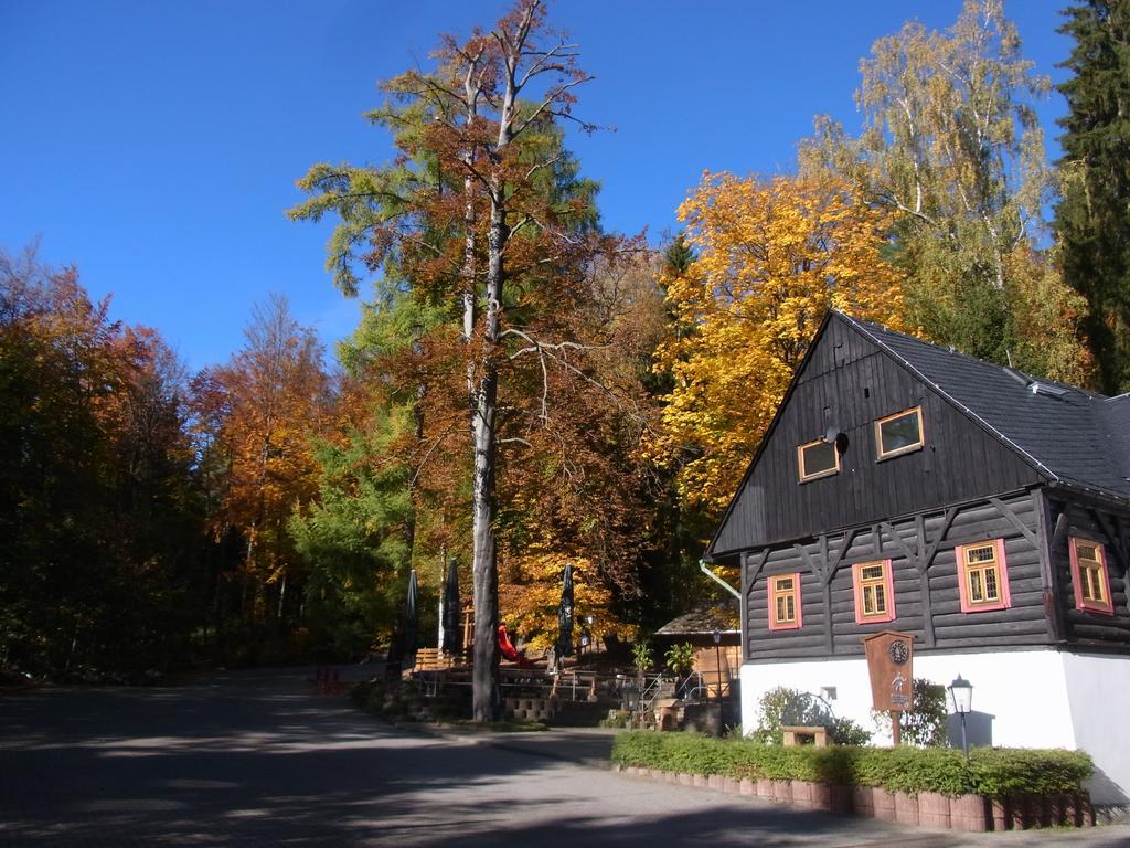Hotel Und Restaurant Koehlerhuette - Fuerstenbrunn Gruenhain-Beierfeld Exterior photo